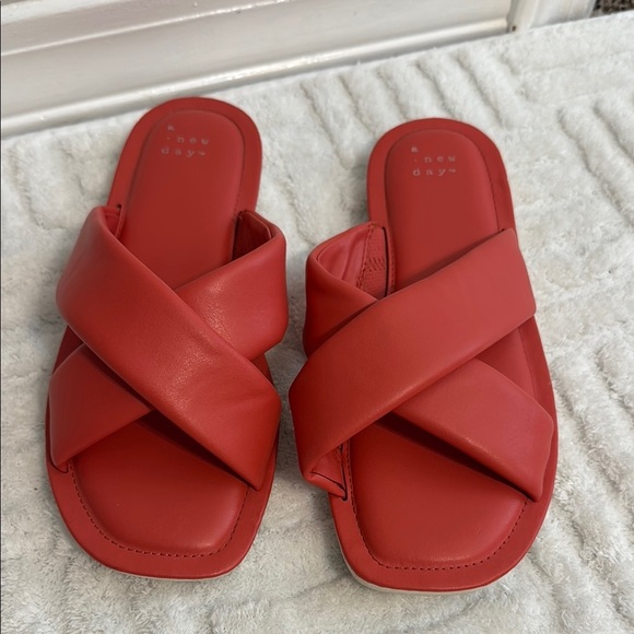 A New Day Crossover Slide Sandals - Picture 1 of 3